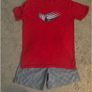 Toddler boy nike shirt with grey shorts size small